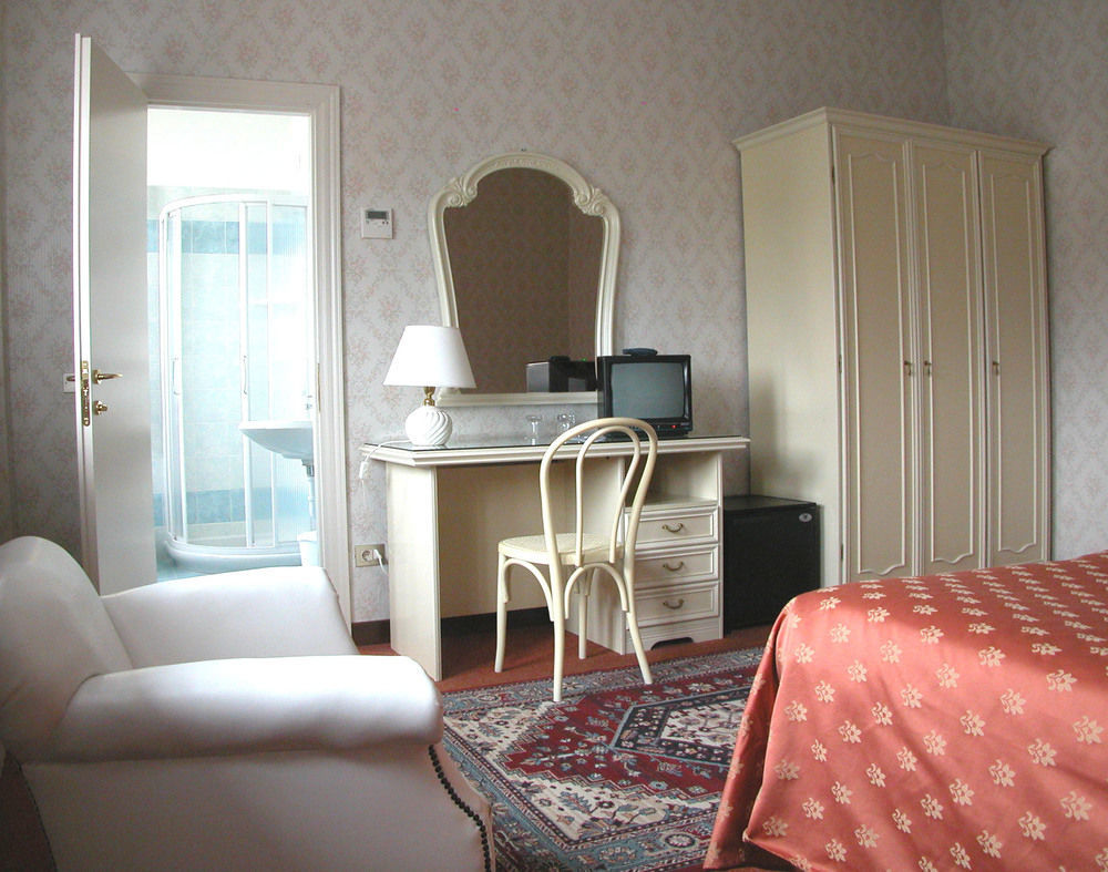 Du Parc Otel Lake Maggiore Dış mekan fotoğraf