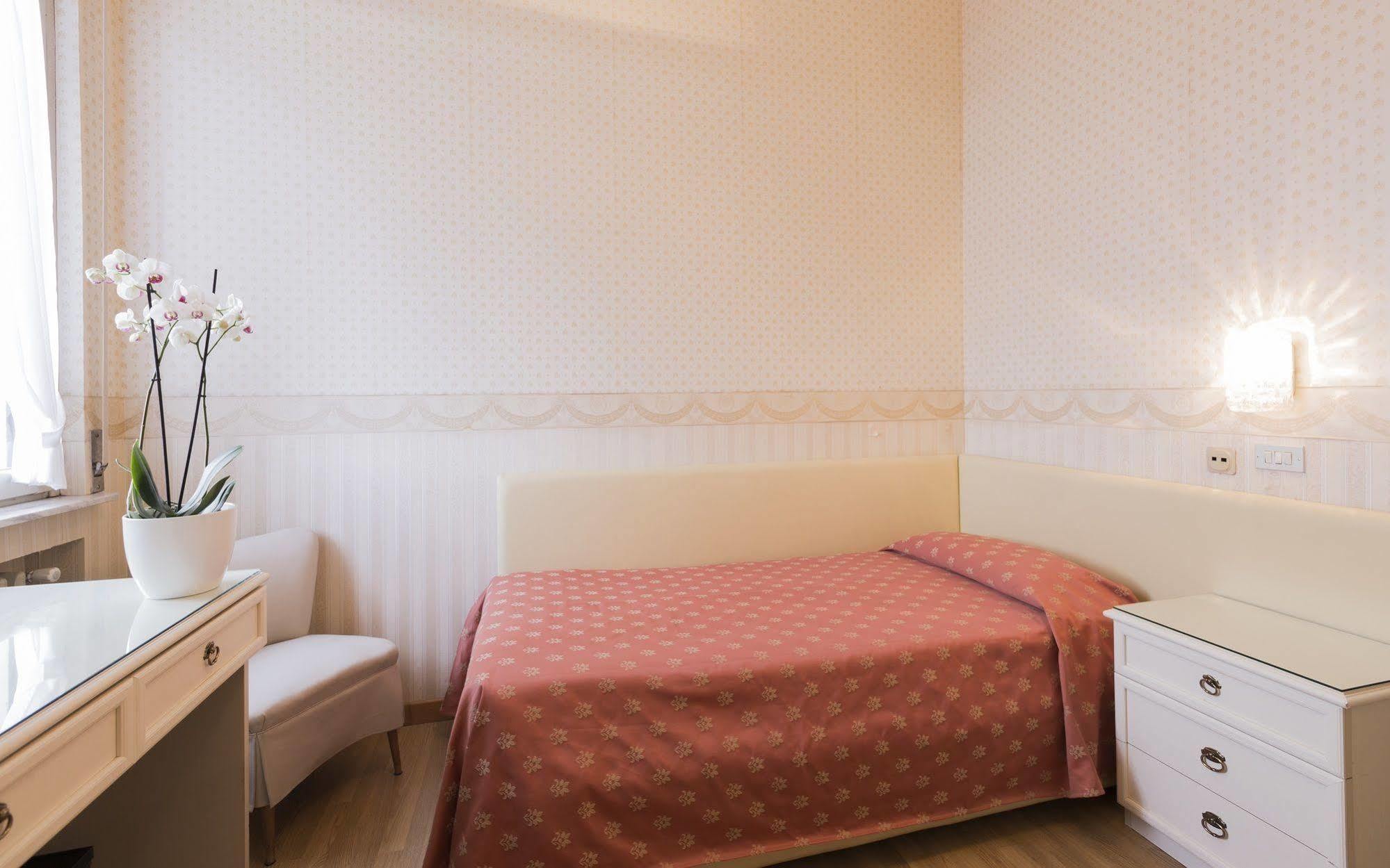 Du Parc Otel Lake Maggiore Dış mekan fotoğraf