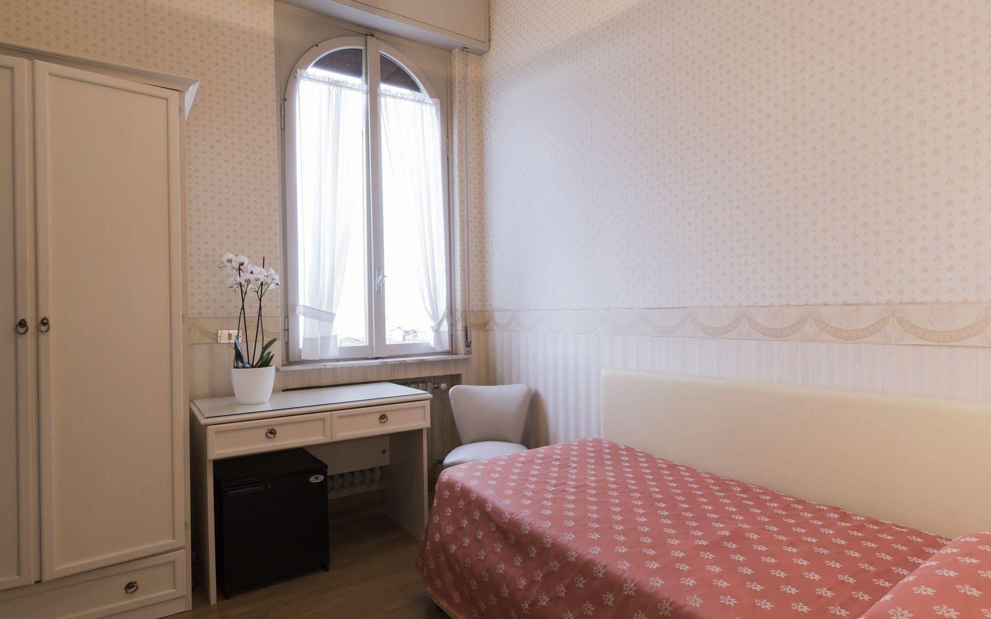 Du Parc Otel Lake Maggiore Dış mekan fotoğraf